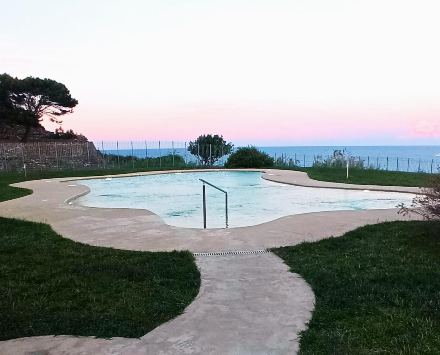 Stella Del Mare - Casa Incantevole Con Piscina E Parcheggio Privato Cervo Exterior foto